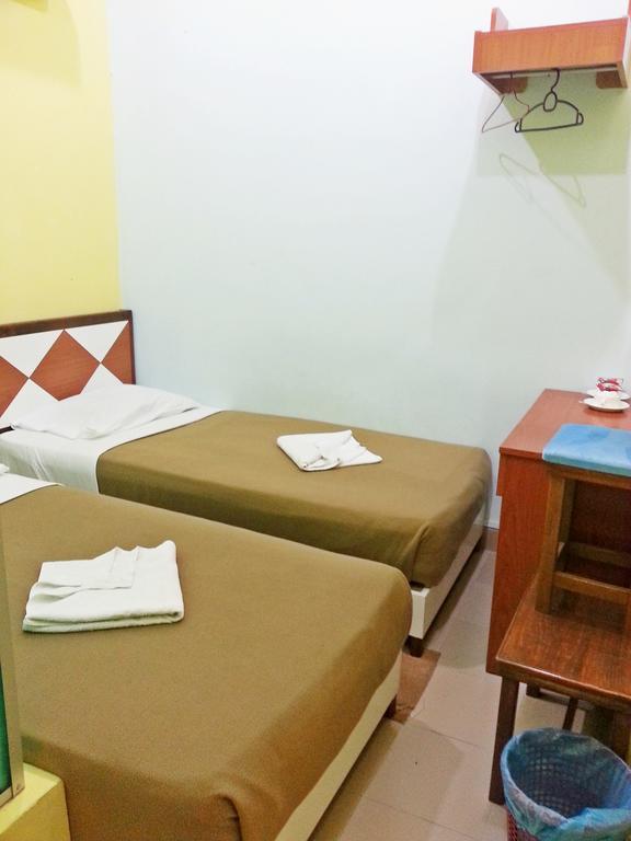 Sakiza View Hotel Mersing Habitación foto