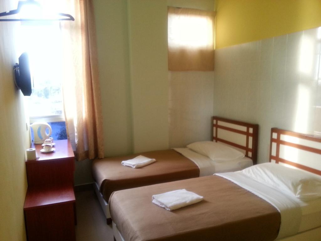 Sakiza View Hotel Mersing Habitación foto